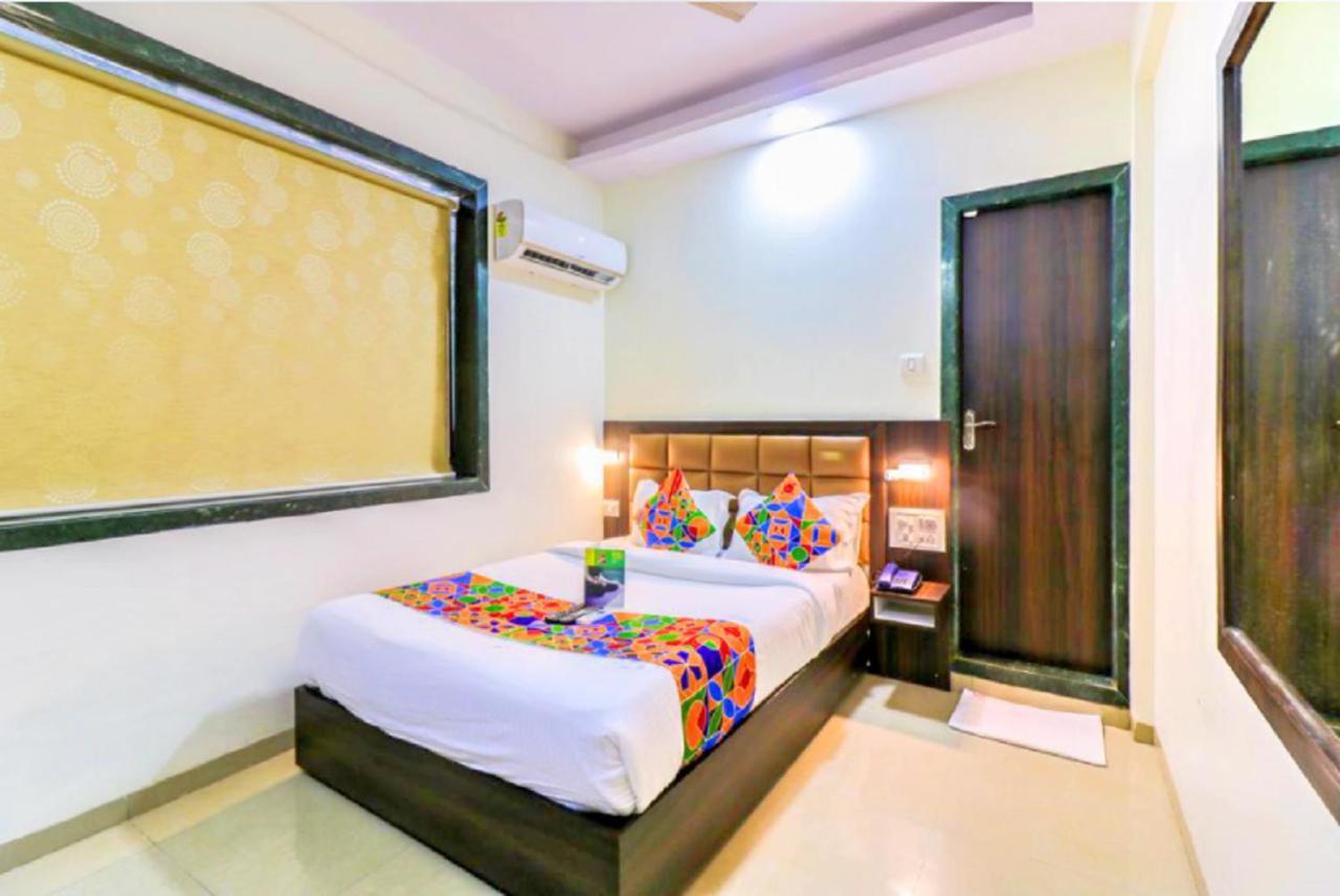 Fabhotel Galaxy Suite Mumbai Bagian luar foto