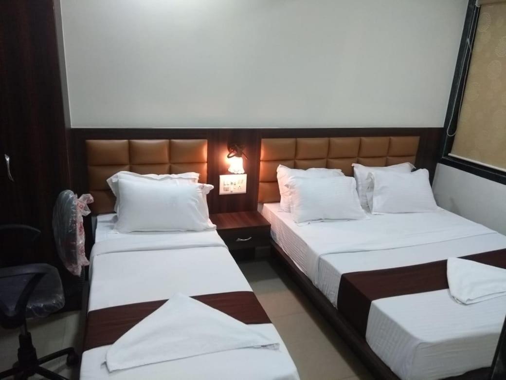 Fabhotel Galaxy Suite Mumbai Bagian luar foto