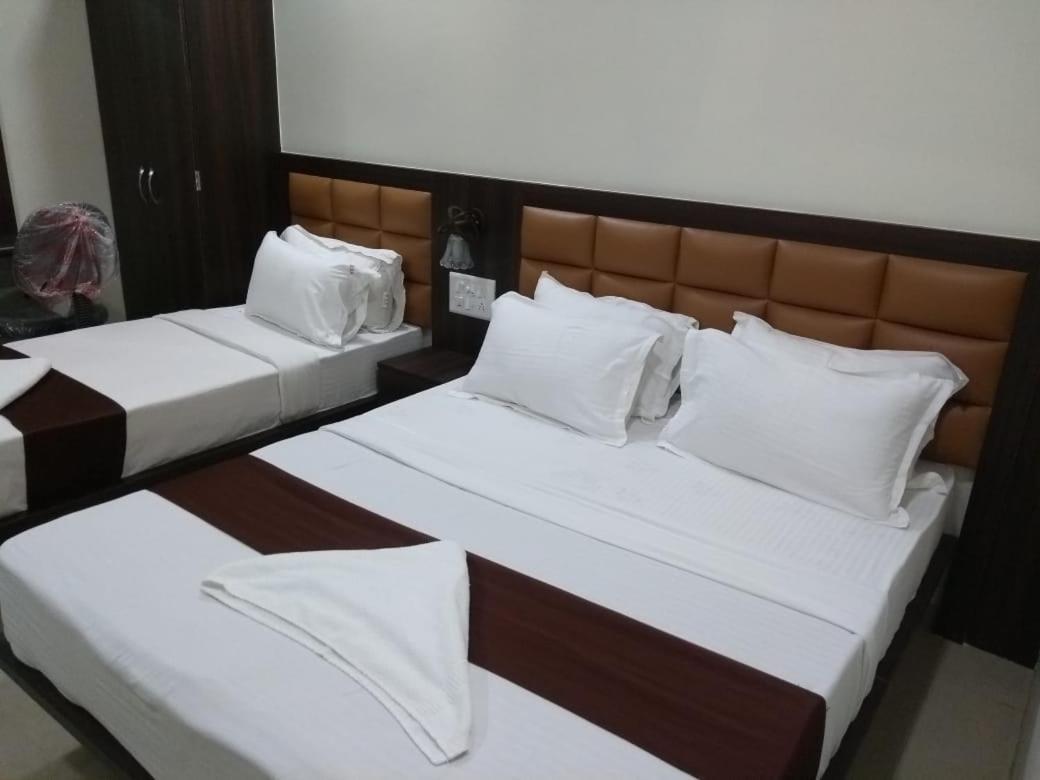 Fabhotel Galaxy Suite Mumbai Bagian luar foto